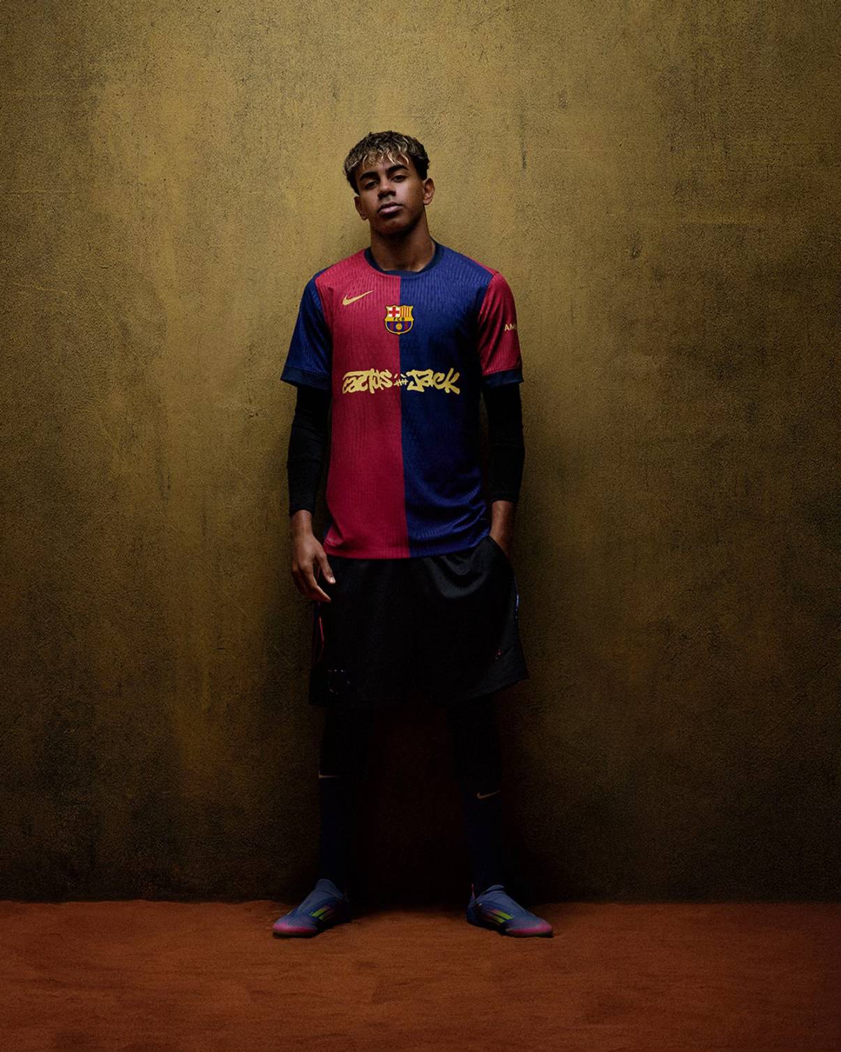 24/25 Barcelona x Travis Scott Home Kit Fan Version